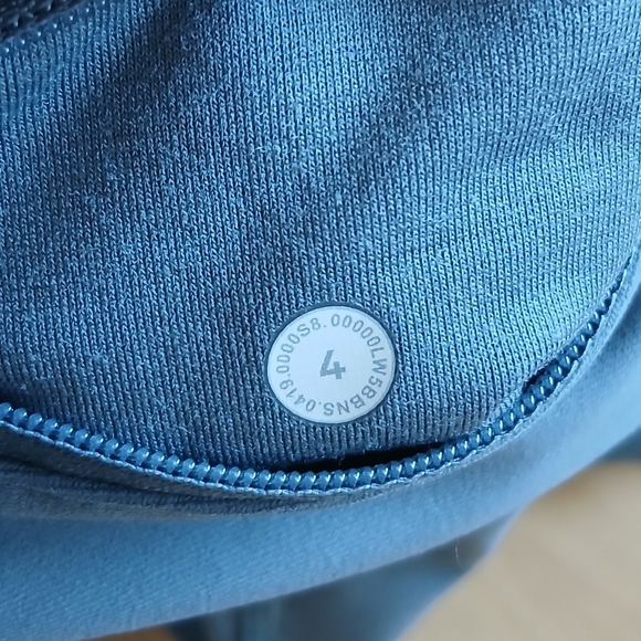 Lululemon Zoned In Tight *27" Color Blue Charcoal Size 4 Style Number: W5BBNS - Picture 11 of 16